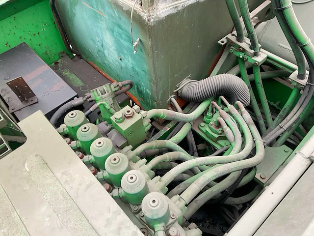 1993 o&k mh4 plus banden graafmachine - afbeelding 17 van  24