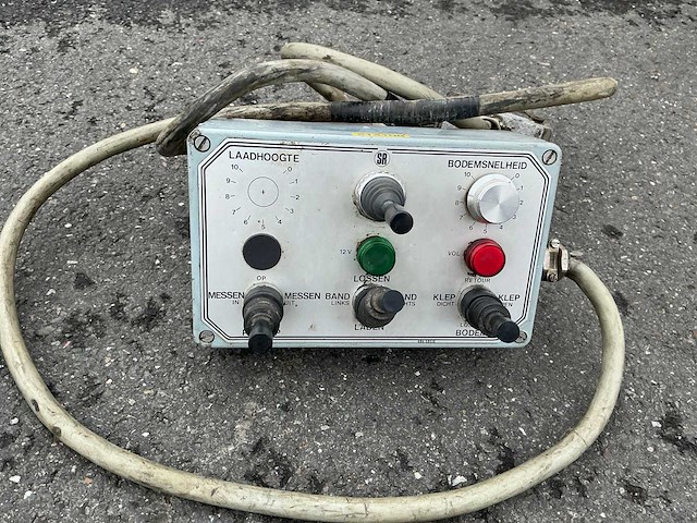 1993 schuitemaker rapide 100 opraapwagen - afbeelding 42 van  42