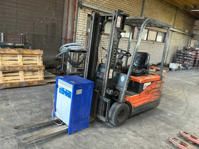 1993 toyota 5fbe18 vorkheftruck - afbeelding 16 van  19