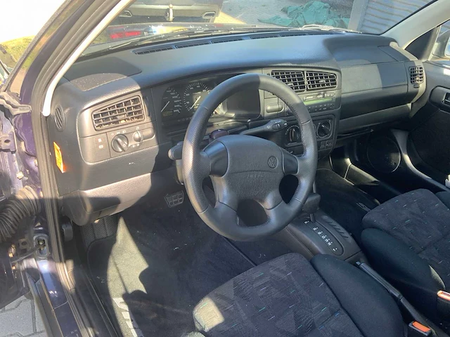 1993 volkswagen golf personenauto - afbeelding 29 van  40