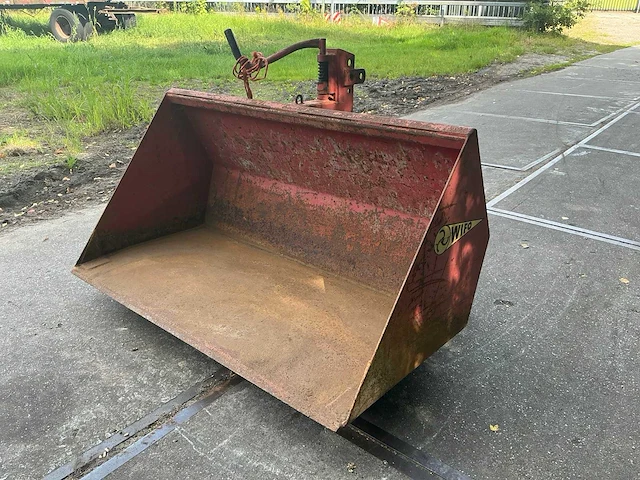 1993 wifo dp150 grondbak - afbeelding 1 van  10