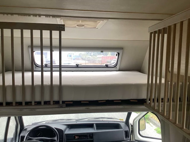 1994 - ford - riviera - camper/kampeerwagen - afbeelding 16 van  34