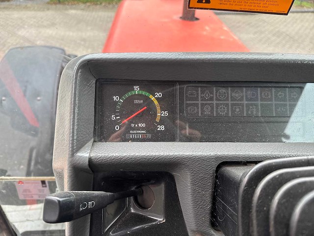 1994 - massey-ferguson - 3095 datatronic - vierwielaangedreven landbouwtractor - afbeelding 15 van  41
