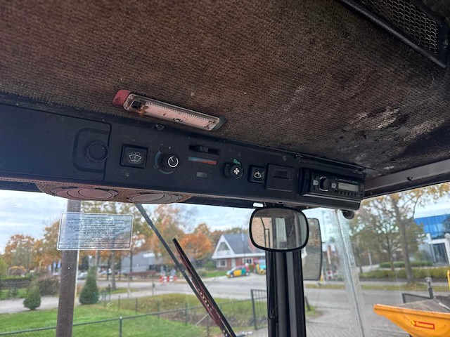 1994 - massey-ferguson - 3095 datatronic - vierwielaangedreven landbouwtractor - afbeelding 16 van  41