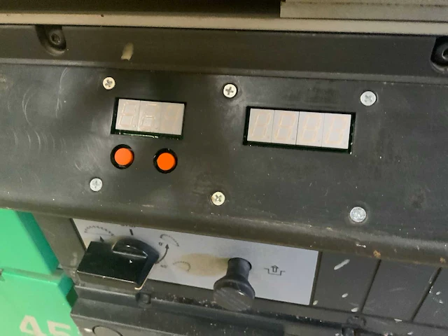1994 altendorf f45 formaatcirkelzaagmachine - afbeelding 11 van  14