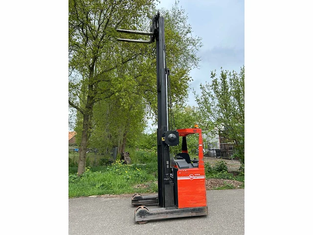 1994 bt rt 1600se reach truck - afbeelding 13 van  14