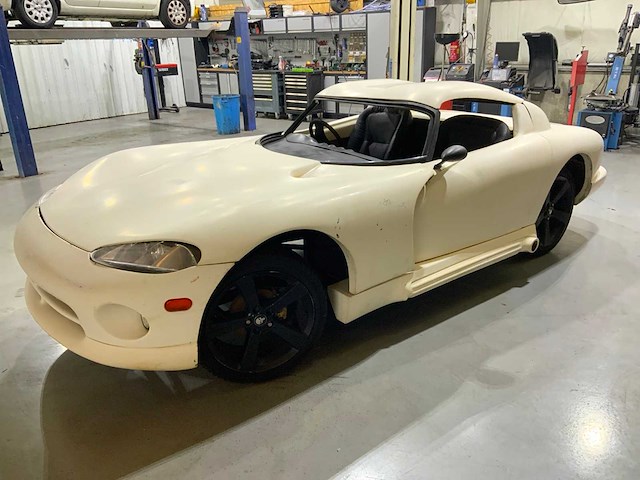 1994 dodge viper kitcar - afbeelding 11 van  23