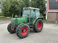 1994 fendt 304 lsa turbomatik vierwielaangedreven landbouwtractor - afbeelding 12 van  32