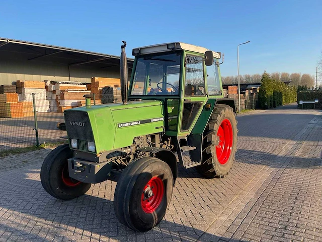 1994 fendt 306ls tweewielaangedreven landbouwtractor - afbeelding 1 van  14