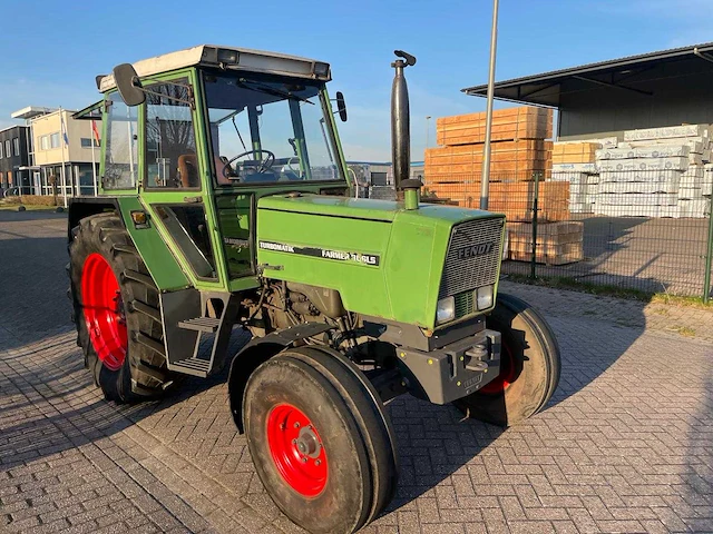 1994 fendt 306ls tweewielaangedreven landbouwtractor - afbeelding 7 van  14