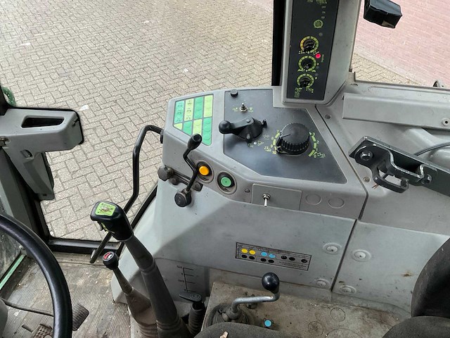 1994 fendt farmer 312 turbomatik vierwielaangedreven landbouwtractor - afbeelding 30 van  42