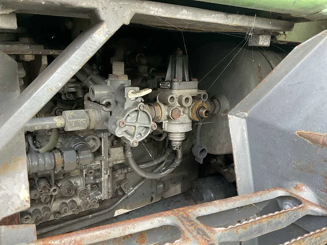1994 fendt favorit 510c turboshift vierwielaangedreven landbouwtractor - afbeelding 30 van  32