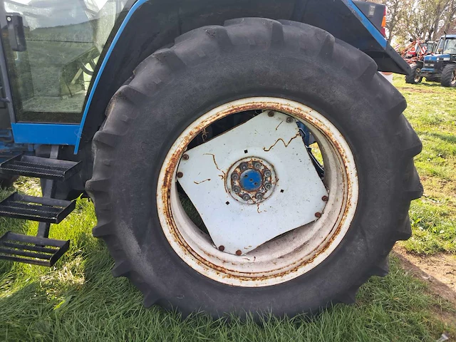 1994 ford 7840 vierwielaangedreven landbouwtractor - afbeelding 5 van  16