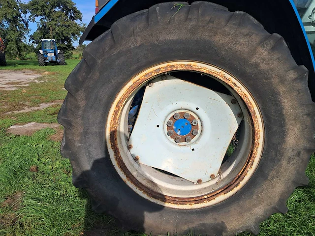 1994 ford 7840 vierwielaangedreven landbouwtractor - afbeelding 8 van  16