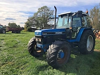 1994 ford 7840 vierwielaangedreven landbouwtractor - afbeelding 1 van  16