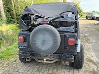 1994 jeep wrangler yj se personenauto - afbeelding 13 van  19