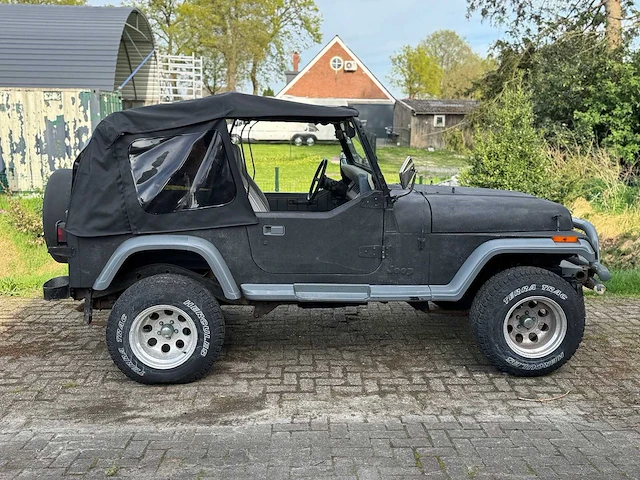 1994 jeep wrangler yj se personenauto - afbeelding 15 van  19