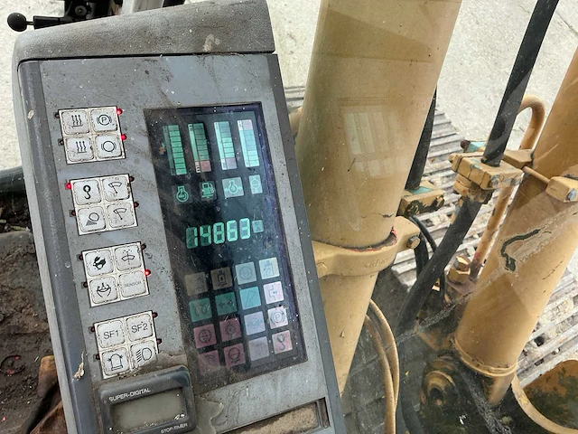 1994 liebherr r912lc rupsgraafmachine - afbeelding 4 van  17