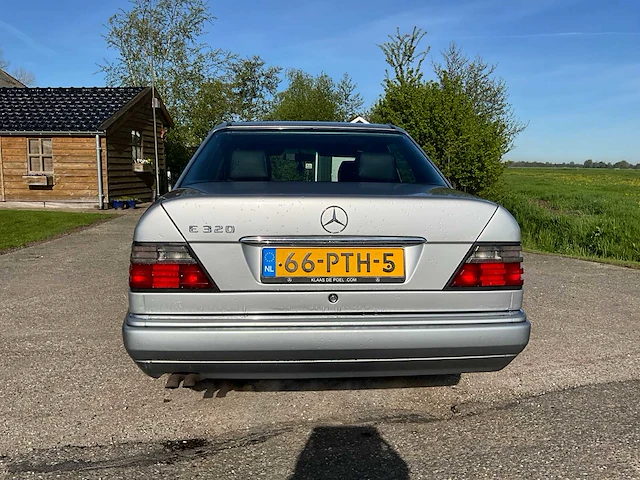 1994 mercedes-benz e-klasse e 320 oldtimer - afbeelding 42 van  43