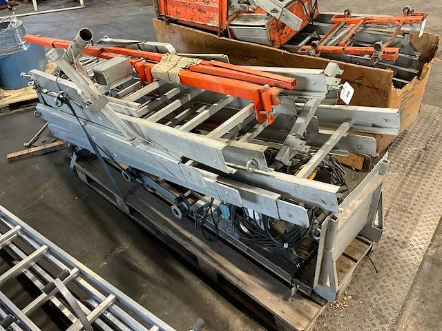 1994 poly-lift 200l ladderlift - afbeelding 2 van  9