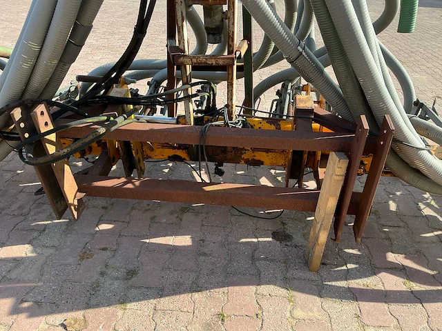 1994 veenhuis vmz 552 akker- en graslandbemester - afbeelding 2 van  15