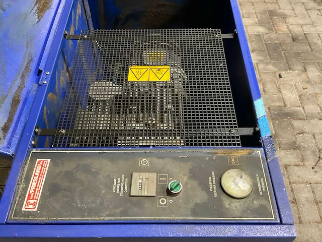 1995 airpress xa900 zuigercompressor - afbeelding 7 van  9