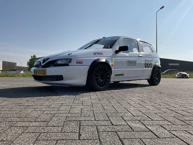 1995 alfa romeo 145 raceauto - afbeelding 12 van  38