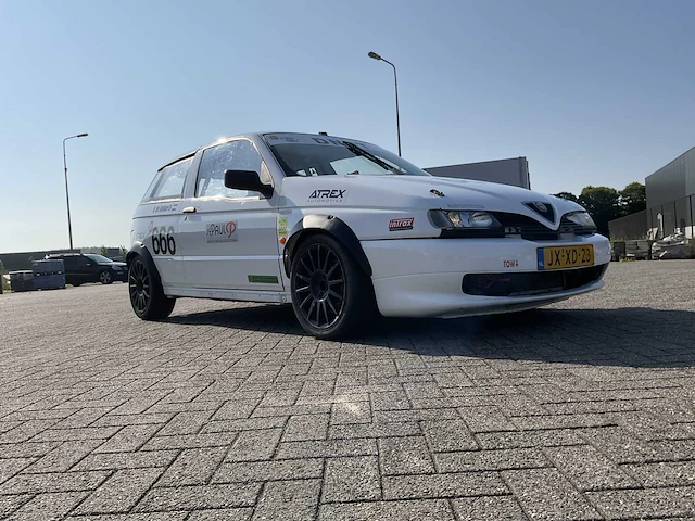 1995 alfa romeo 145 raceauto - afbeelding 35 van  38