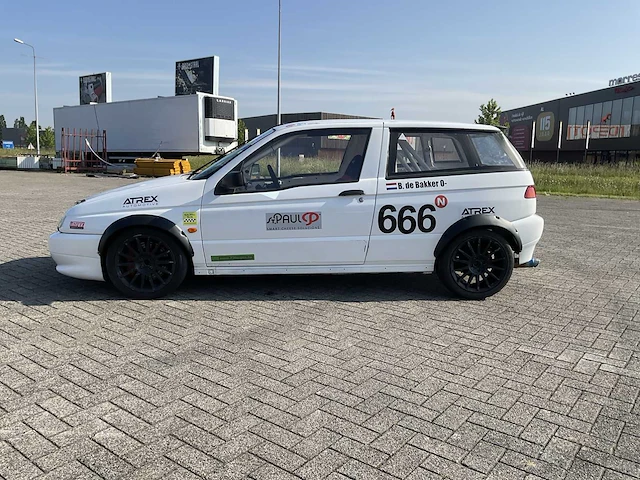 1995 alfa romeo 145 raceauto - afbeelding 36 van  38