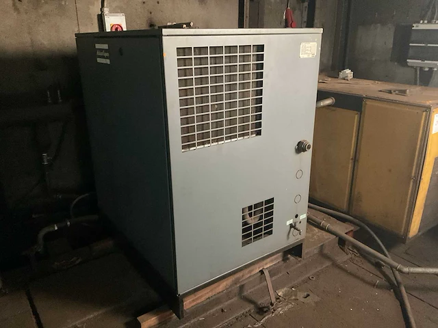 1995 atlas copco ga22ff schroefcompressor - afbeelding 3 van  5