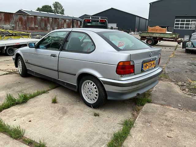 1995 bmw 3-serie compact 316i personenauto - afbeelding 13 van  19