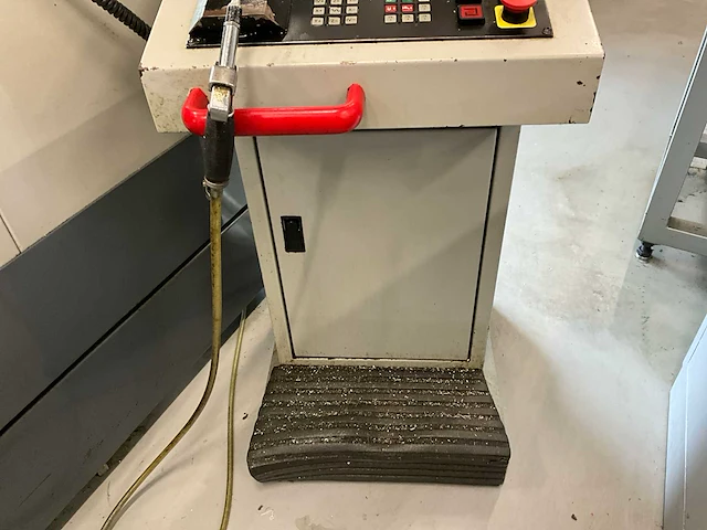 1995 bridgeport vmc 760/22 cnc verticale bewerkingscentrum - afbeelding 7 van  22