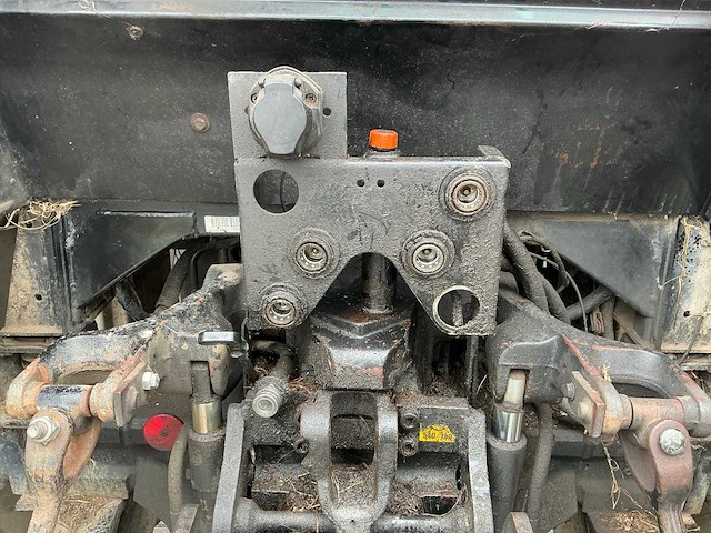 1995 case ih 4230 xl vierwielaangedreven landbouwtractor - afbeelding 6 van  38