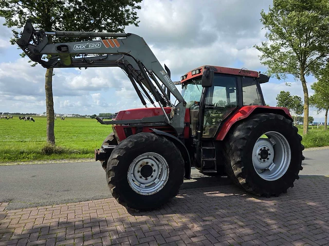 1995 case ih maxxum 5150 plus - vierwielaangedreven landbouwtractor - afbeelding 5 van  41