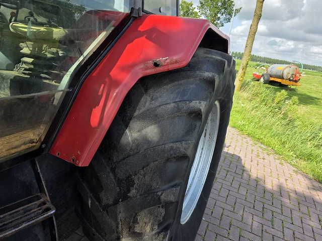 1995 case ih maxxum 5150 plus - vierwielaangedreven landbouwtractor - afbeelding 14 van  41