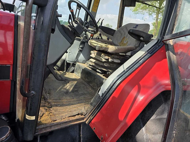 1995 case ih maxxum 5150 plus - vierwielaangedreven landbouwtractor - afbeelding 33 van  41
