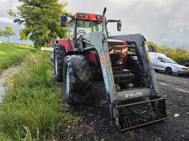1995 case ih maxxum 5150 plus - vierwielaangedreven landbouwtractor - afbeelding 23 van  41