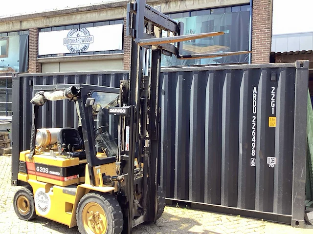 1995 daewoo 320s vorkheftruck - afbeelding 5 van  17