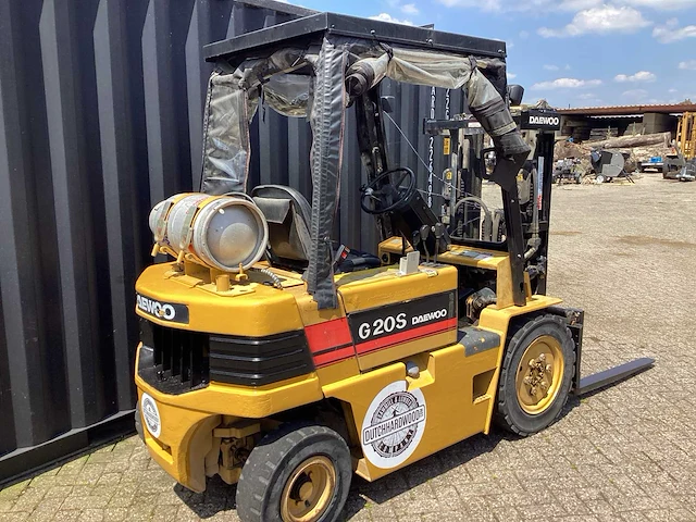 1995 daewoo 320s vorkheftruck - afbeelding 16 van  17