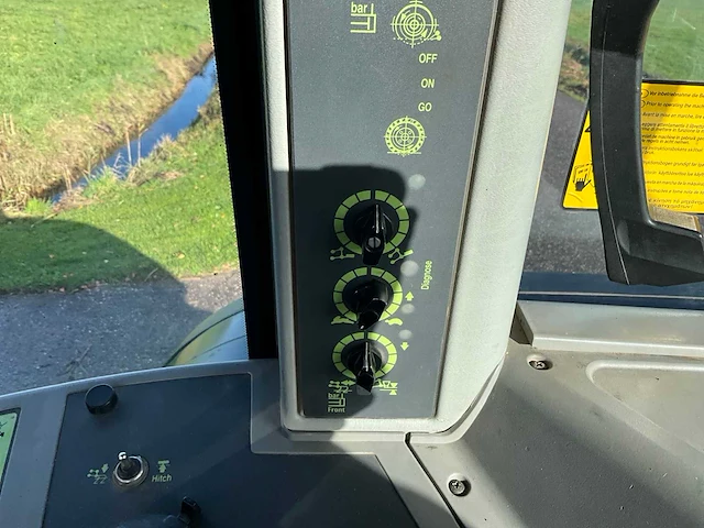 1995 fendt favorit 512c turboshift vierwielaangedreven landbouwtractor met voorlader - afbeelding 33 van  47