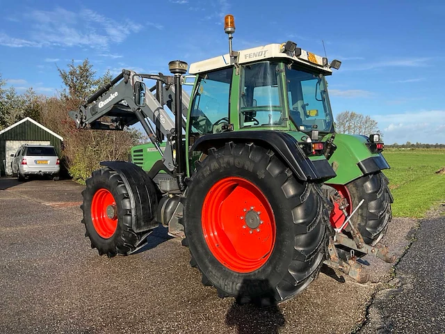1995 fendt favorit 512c turboshift vierwielaangedreven landbouwtractor met voorlader - afbeelding 46 van  47