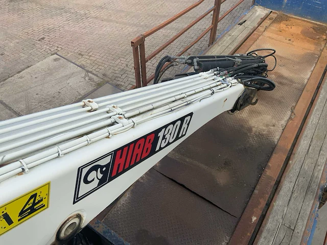 1995 floor flo-17-30h oplegger met hiab kraan - afbeelding 30 van  37