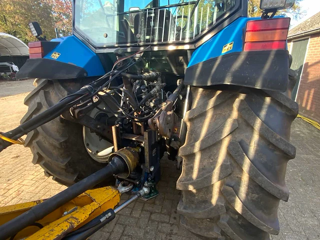 1995 ford 8340 powerstar sle turbo vierwielaangedreven landbouwtractor - afbeelding 28 van  43