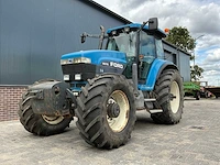1995 ford 8670 new holland vierwielaangedreven landbouwtractor - afbeelding 1 van  38