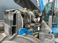 1995 ford 8670 new holland vierwielaangedreven landbouwtractor - afbeelding 27 van  38