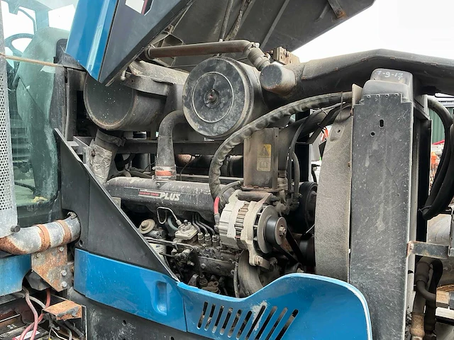 1995 ford 8670 new holland vierwielaangedreven landbouwtractor - afbeelding 28 van  38