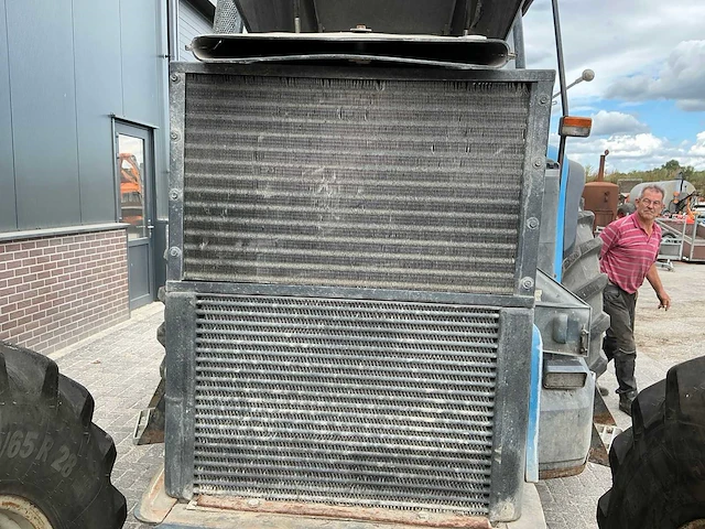 1995 ford 8670 new holland vierwielaangedreven landbouwtractor - afbeelding 31 van  38