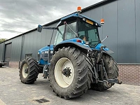 1995 ford 8670 new holland vierwielaangedreven landbouwtractor - afbeelding 23 van  38