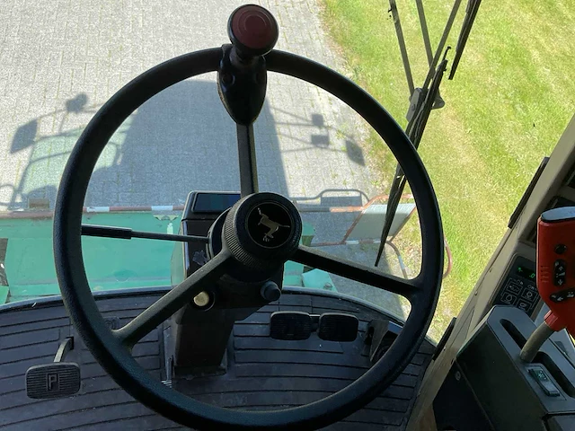 1995 john deere 2056 maaidorser - afbeelding 22 van  41