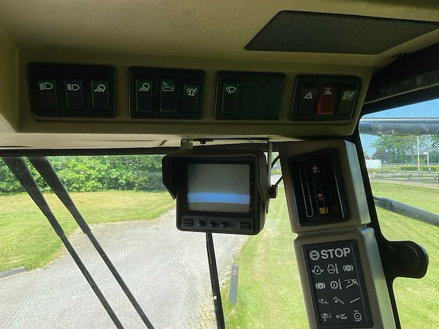 1995 john deere 2056 maaidorser - afbeelding 27 van  41